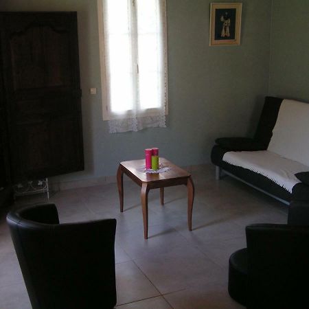 la maison d'Amélie Saint-Fort-sur-Gironde Esterno foto