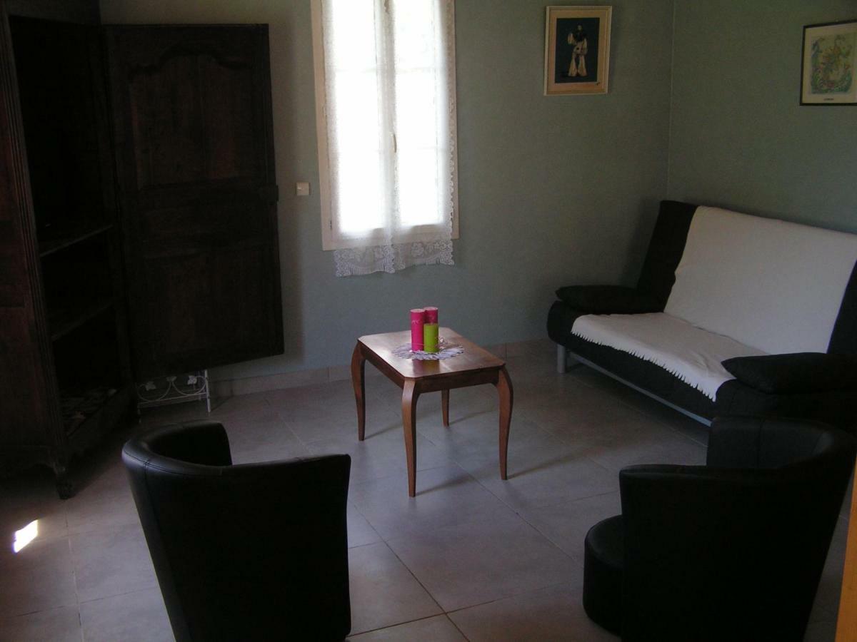 la maison d'Amélie Saint-Fort-sur-Gironde Esterno foto
